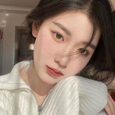 左撇子女孩